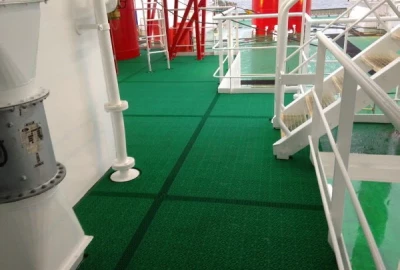 Schiffsdecks mit Hightech-Ausstattung, Nordic Yards Schiffsbau,
