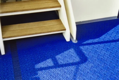 Anti-Slip-Belag, Rutschhemmung, rutschhemmender Decksbelag, 