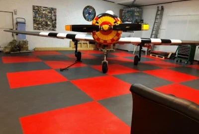 YAK-TEAM WUEMME Bodenbelag
