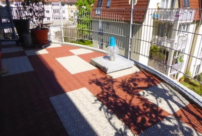 zweifarbige Balkonböden, UV-beständige XL Bodenfliesen,