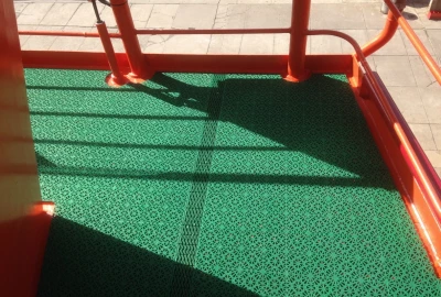 Decksbelag MARINE,   als Lösch- und Ölbekämpfungsschiffe,
