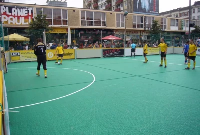mobiler Sportboden Typ MULTISPORT, Fußball-Turnier, Deutsche Fußball-Meisterschaft der Wohnungslosen, 